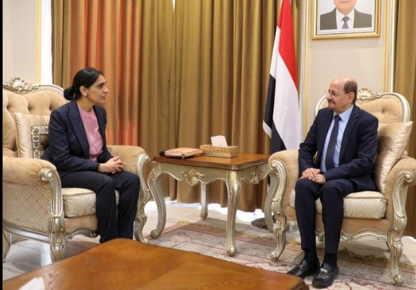 وزير الخارجية الزنداني والسفيرة البريطانية يناقشان التحضيرات لمؤتمر دولي لدعم اليمن