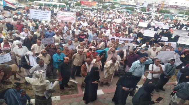 ثورة الجياع نداء العدالة والكرامة وسط الازمات المفتعلة والمتفاقمة