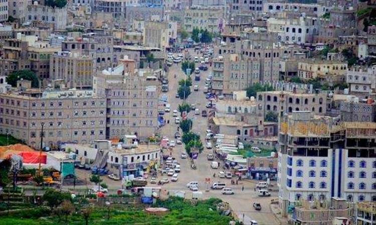 إب.. تجدد المواجهات في حزم العدين و سقوط قتيل