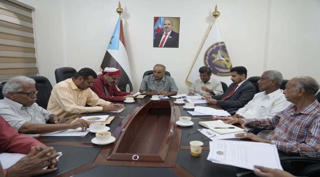 الهيئة المجتمعية تعقد اجتماعها الدوري وتدعو لتنفيذ مطالب النقابات
