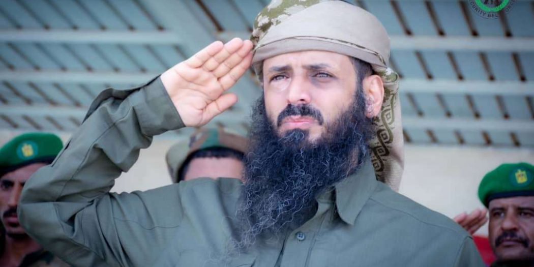 العميد الوالي يهنئ القيادة السياسية وأبطال قوات الحزام الأمني بحلول شهر رمضان المبارك