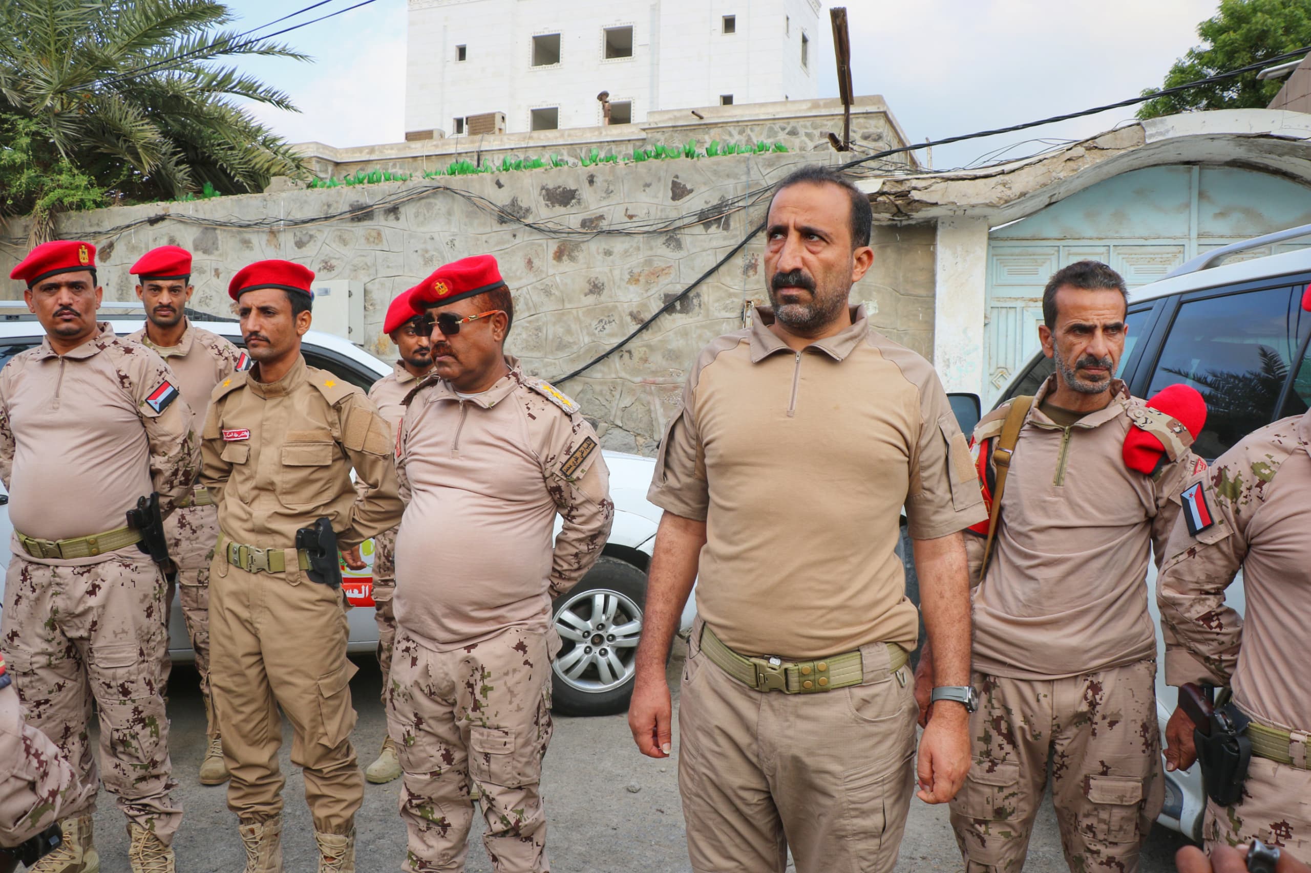 الشرطة العسكرية بعدن تؤكد جاهزيتها لتأمين مقرات المنظمات الدولية حال نقلها من صنعاء