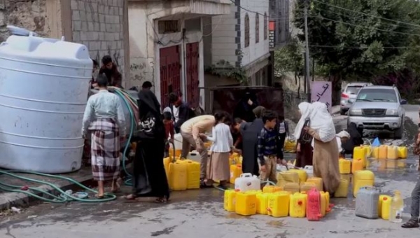 توقف كلي للمياه بعدن نتيجة نفاد الوقود