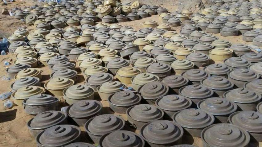 انتزاع 536 لغمًا وذخيرة غير منفجرة حوثية