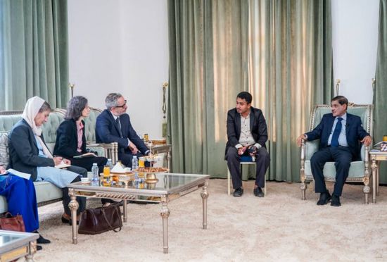 البحسني يدعو الاتحاد الأوروبي لتصنيف الحوثيين كمنظمة إرهابية