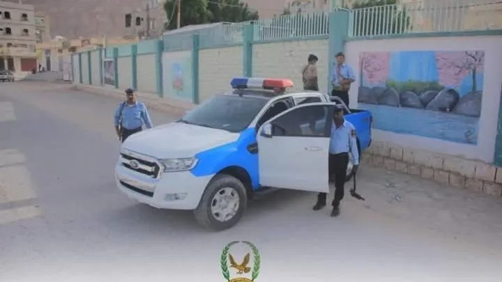 الأجهزة الأمنية تضبط 4 متهمين بالترويج للمخدرات والخمور بحضرموت