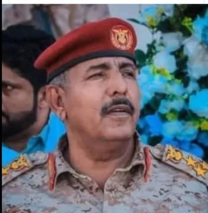 قادة الوية المنطقة الثانية يطالبون رئيس مجلس القيادة بالتدخل للافراج عن العميد اليميني