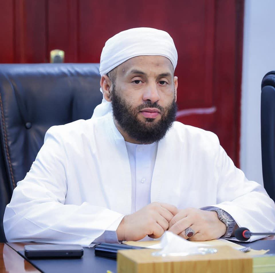 وزير الأوقاف والإرشاد: مصلحة بلادنا وأمنها فوق كل اعتبار وفوق كل مفوض أو مبعوث