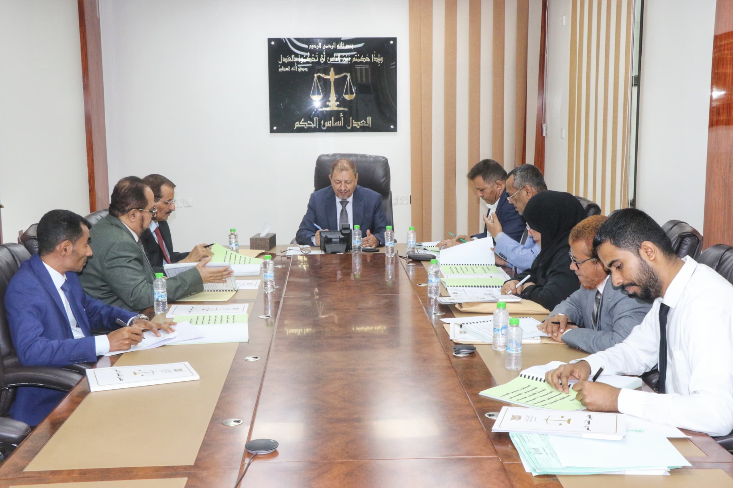 مجلس القضاء الأعلى يكلف النائب العام باستدعاء المختصين في وزارة المالية المعرقلين لعمل السلطة القضائية