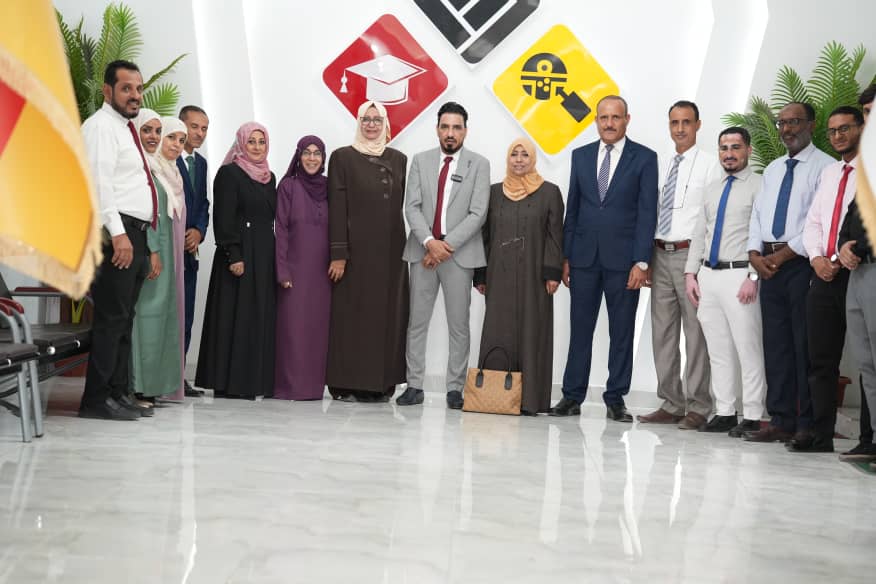 لجنة من مجلس الاعتماد الأكاديمي تزور الجامعة الألمانية الدولية عدن وتشيد بتطورها الأكاديمي والبنية التحتية الحديثة