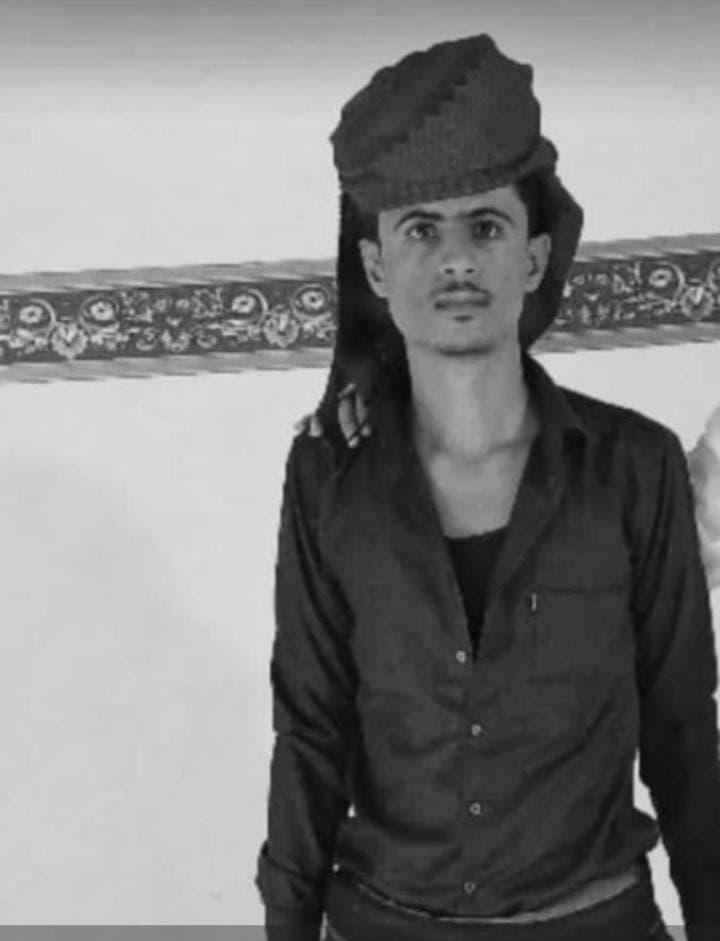 قائد كتيبة الشرطة العسكرية لحماية مكاتب الأمم المتحدة والمنظمات الدولية يعزي في وفاة الضابط عبدالواحد باعوضه