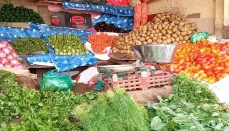 اليوم.. تعرّف على أسعار الخضروات والفواكه بعدن