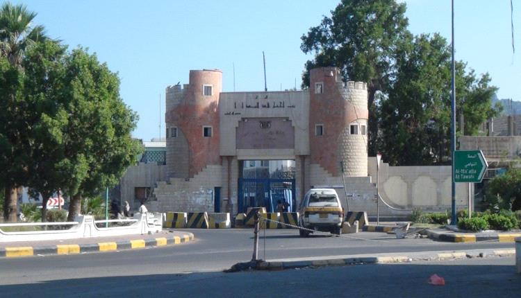 أمن عدن يعلن وقوفه إلى جانب المواطنين ويحذّر من إقامة أي فعاليات غير مصرحة