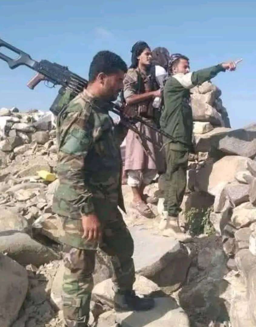 القوات الجنوبية ترد بقوة على مصادر نيران المليشيات الحوثية الارهابية بجبهة يافع الحدودية