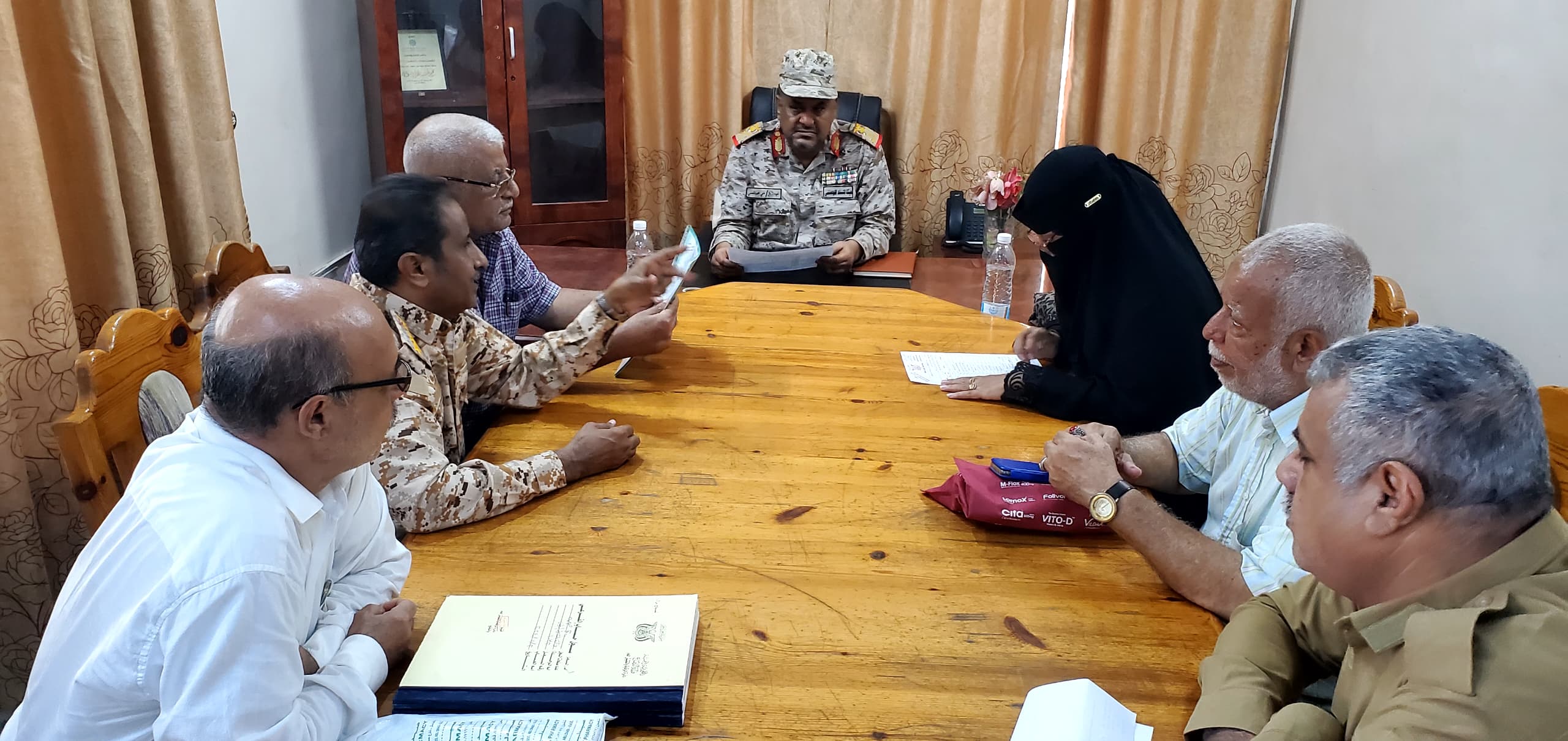 هيئة الإسناد اللوجستي ودائرة الخدمات الطبية تدشنان عملية تسليم المستشفيات العسكرية أجهزة ومعدات طبية حديثة