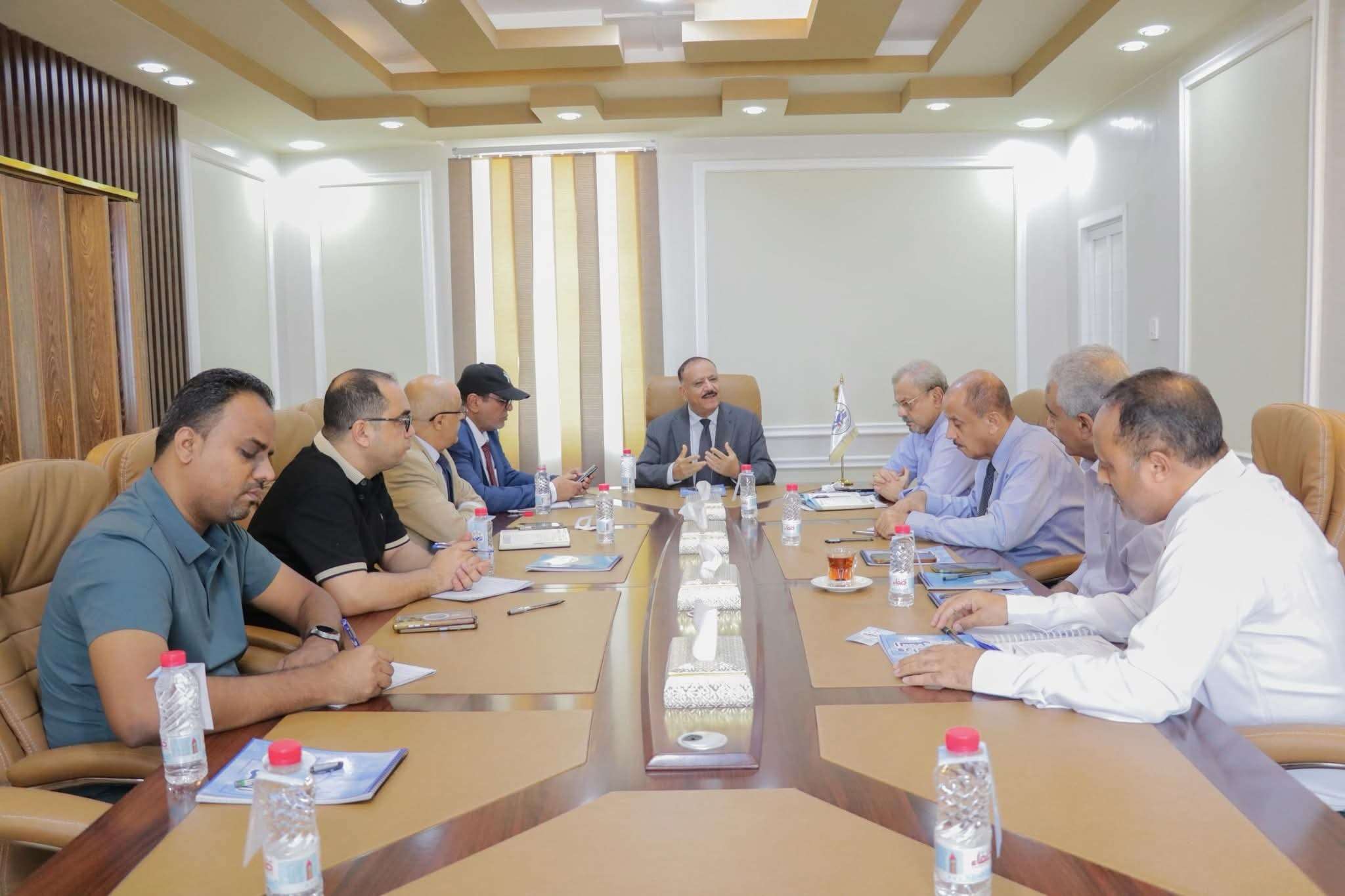 اجتماع برئاسة وزير النقل يناقش ترتيبات تسريع تشغيل رحلات شركات الطيران الخاصة