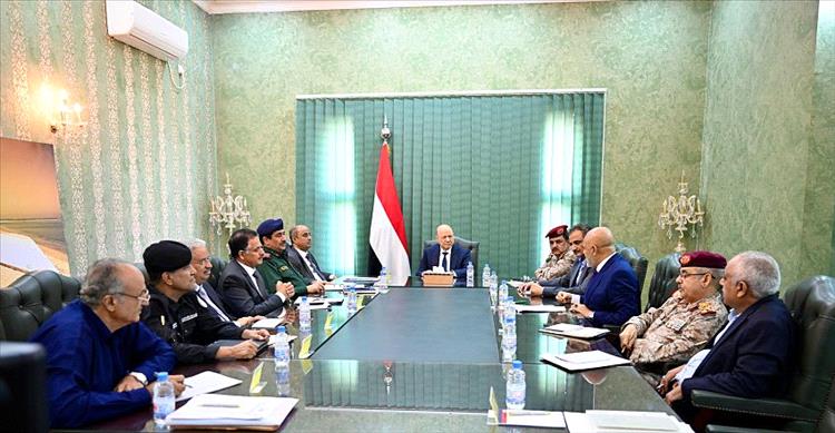 رئيس مجلس القيادة يعقد اجتماعا باللجنة الأمنية العليا بحضور رئيس الوزراء