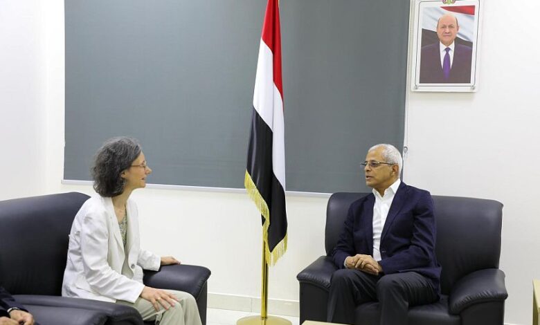 نعمان والسفيرة الفرنسية يؤكدان أهمية إحياء التعاون الثقافي والأكاديمي