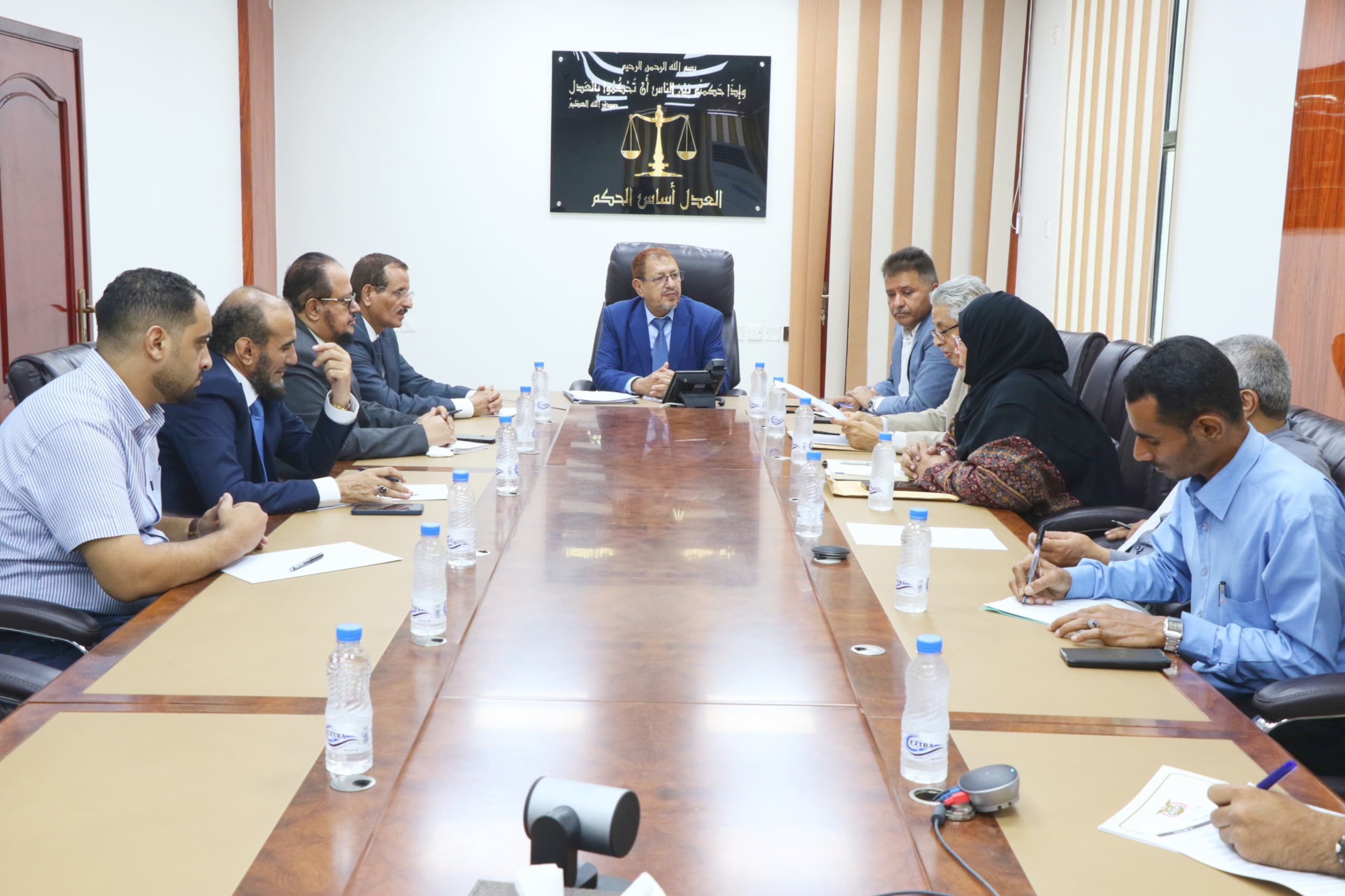 مجلس القضاء الأعلى يقف أمام توقف العمل ببعض المحاكم ويؤكد أن المطالبة بتحسين الأوضاع ليس مبرراً لتعطيل العمل
