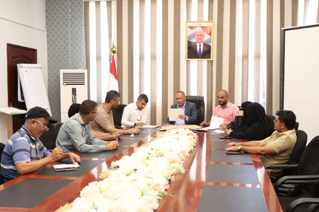 وزارة العدل تفتح مظاريف مناقصة تأثيث محكمة المنصورة الابتدائية بعدن