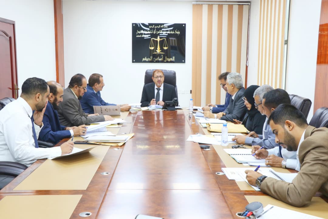 مجلس القضاء الأعلى يستعرض التقرير المقدم من هيئة التفتيش القضائي ويجدد تأكيده على فتح المحاكم