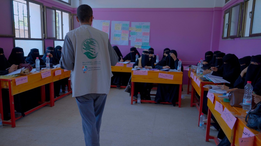 بتمويل مركز الملك سلمان للإغاثة.. تدشين نشاط تدريب المعلمين في أربع محافظات