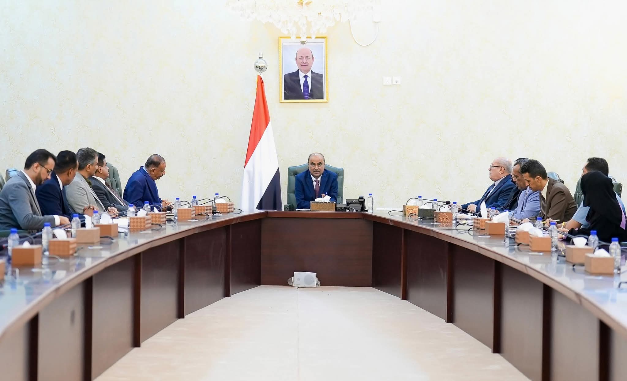 اجتماع برئاسة رئيس الوزراء يناقش أضرار السيول ويوافق على مشروع الممر المائي الوادي الكبير من الوسط إلى الحسوة