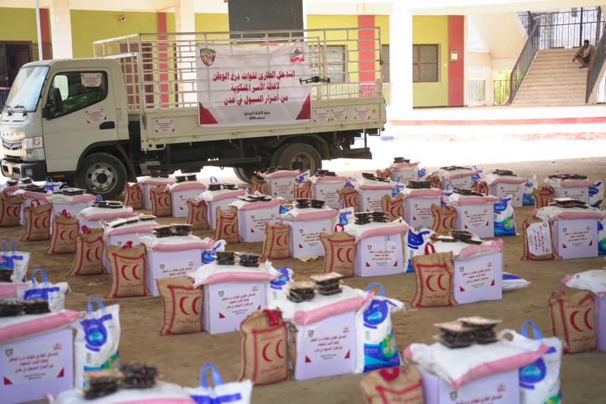 درع الوطن تدشن حملة اغاثية لمنكوبي السيول في عدن