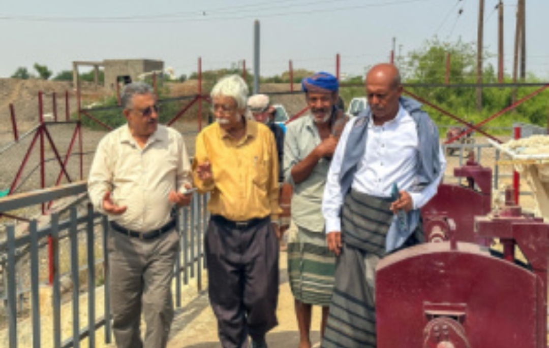 وزارة الزراعة والأسماك تنفذ نزول ميداني إلى المناطق التي تعرضت لأضرار سيول استثنائية في عدن ولحج