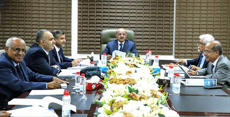 البنك المركزي: الدعم السعودي يمثل رافعة مهمة لتأمين المرتبات والخدمات