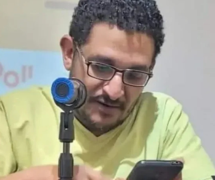 اختفاء قسري.. أسرة الصحفي أوراس الإرياني تعيش قلقاً متزايداً على مصيره